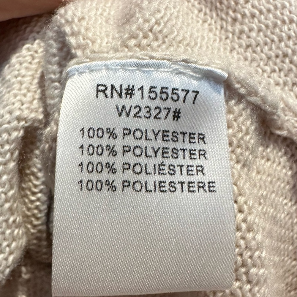 Miracle VACAY Sweater with Multicolor Letters - Picture 8 of 9